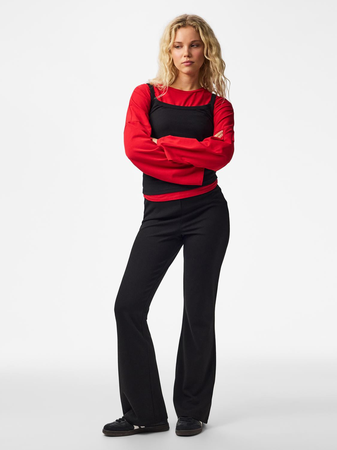 model_shot-front_full